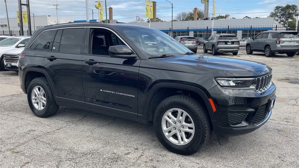 2023 Jeep Grand Cherokee Laredo