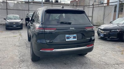 2023 Jeep Grand Cherokee Laredo