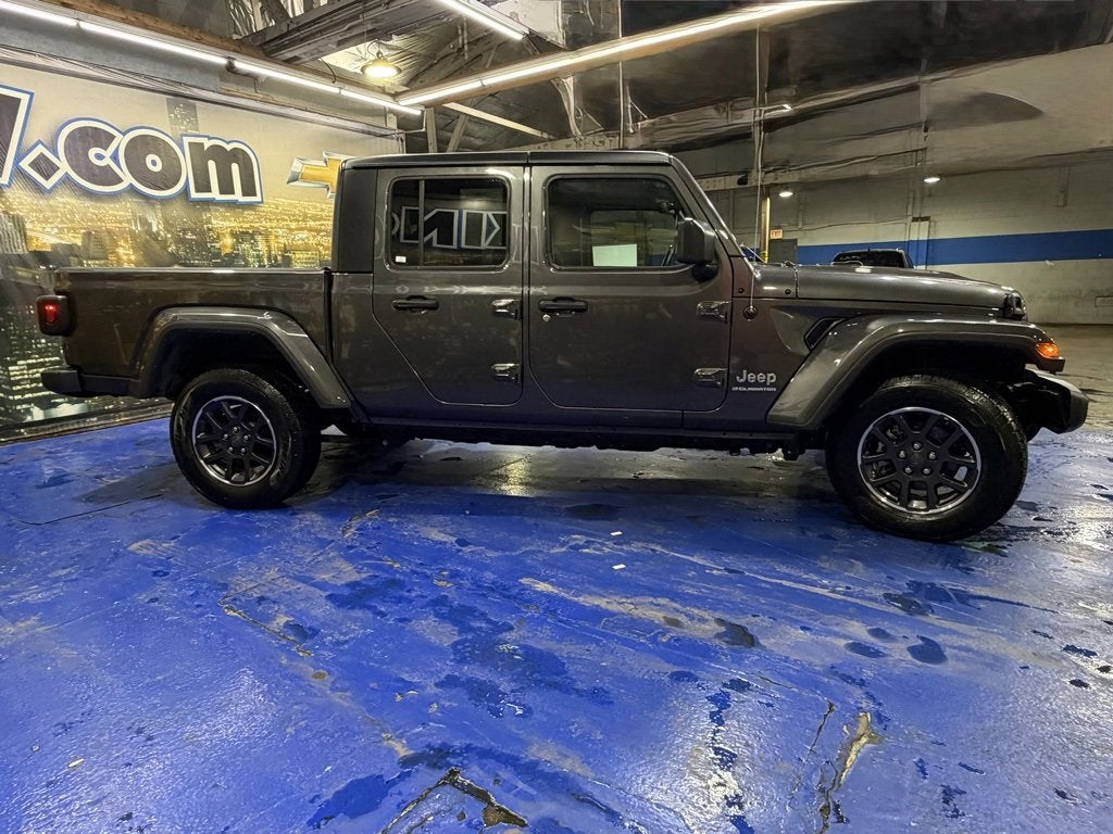 2023 Jeep Gladiator Overland