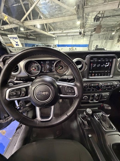 2023 Jeep Gladiator Overland