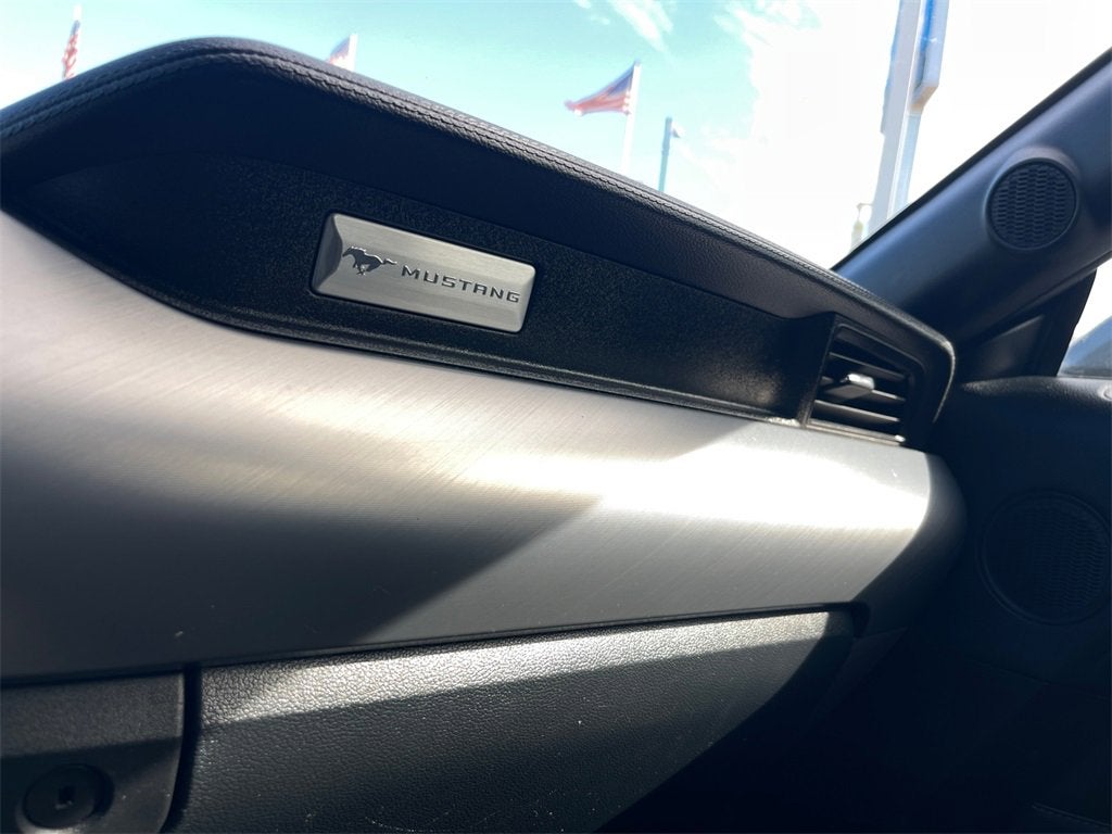 2022 Ford Mustang EcoBoost