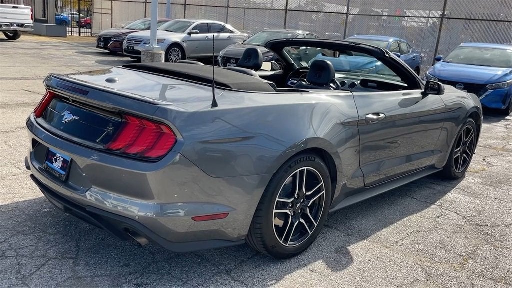2022 Ford Mustang EcoBoost