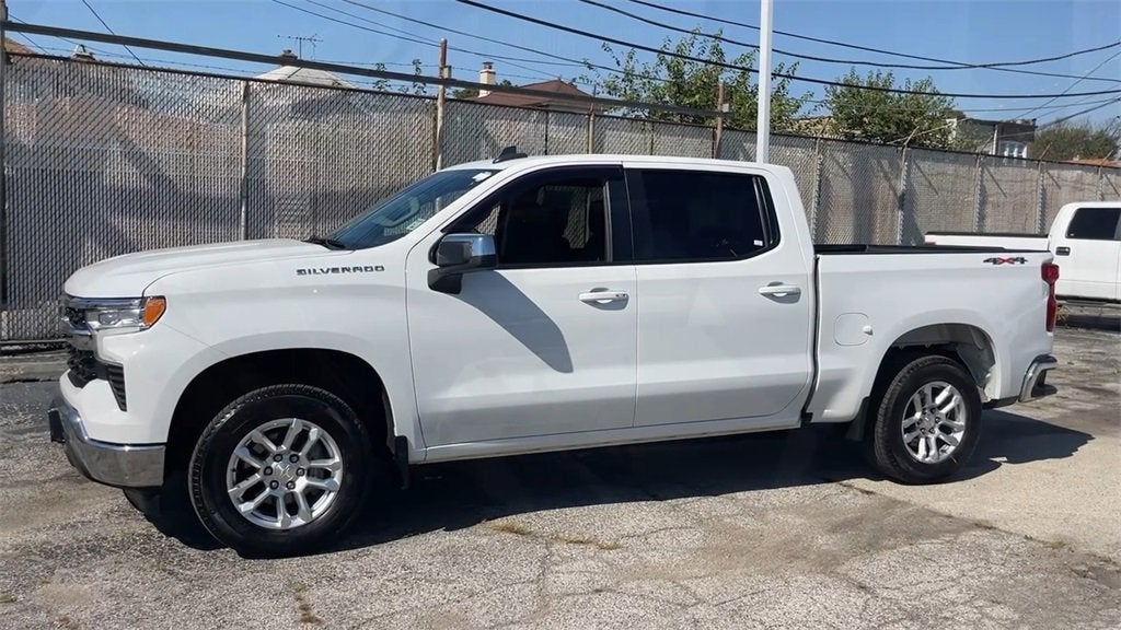 2023 Chevrolet Silverado 1500 LT (2FL)