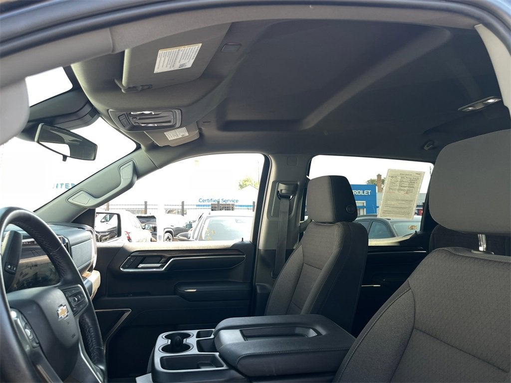 2022 Chevrolet Silverado 1500 LT (2FL)