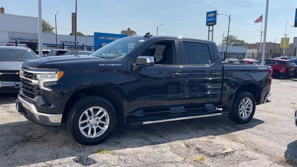 2022 Chevrolet Silverado 1500 LT (2FL)