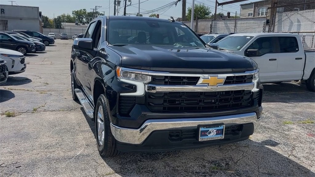 2022 Chevrolet Silverado 1500 LT (2FL)