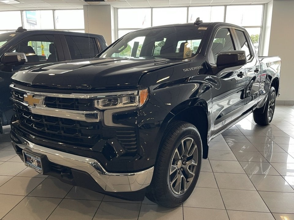 2025 Chevrolet Silverado 1500 LT (2FL)