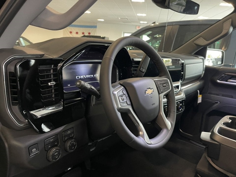 2025 Chevrolet Silverado 1500 LT (2FL)