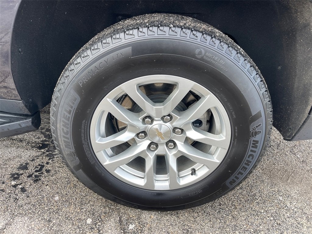 2024 Chevrolet Suburban LT