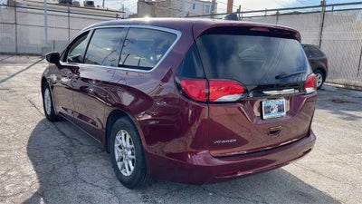 2023 Chrysler Voyager LX