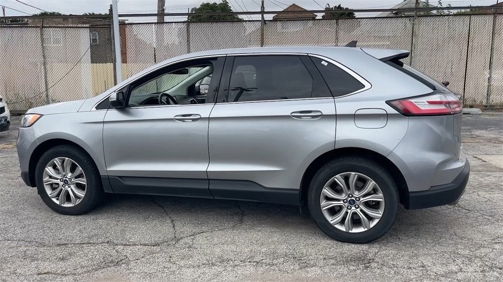 2022 Ford Edge Titanium