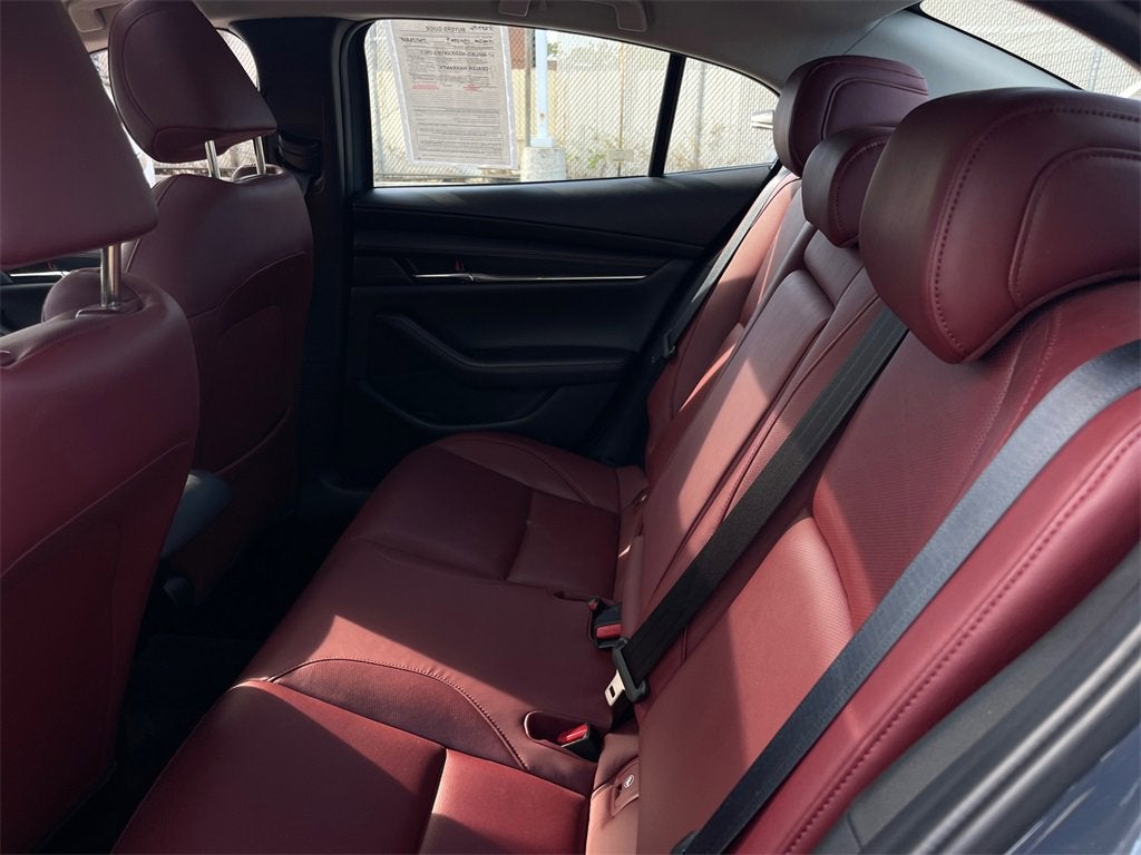 2025 Mazda Mazda3 Sedan 2.5 S Carbon Edition