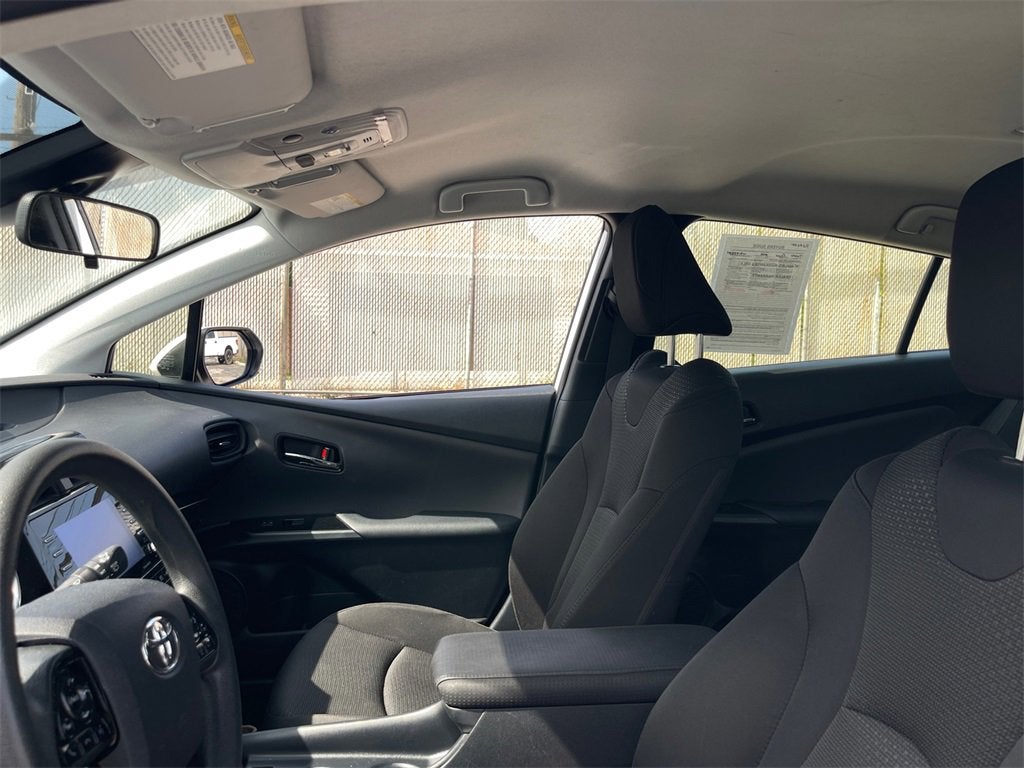 2022 Toyota Prius L Eco