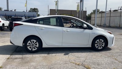 2022 Toyota Prius L Eco