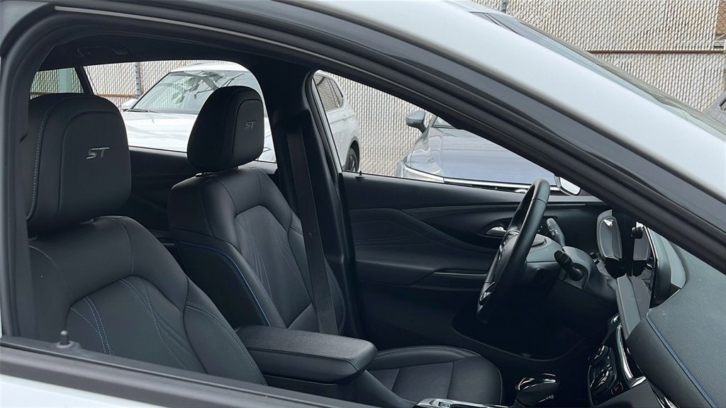 2025 Buick Envista Sport Touring