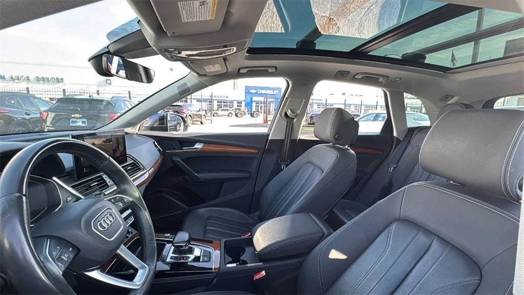 2023 Audi Q5 S line Premium Plus