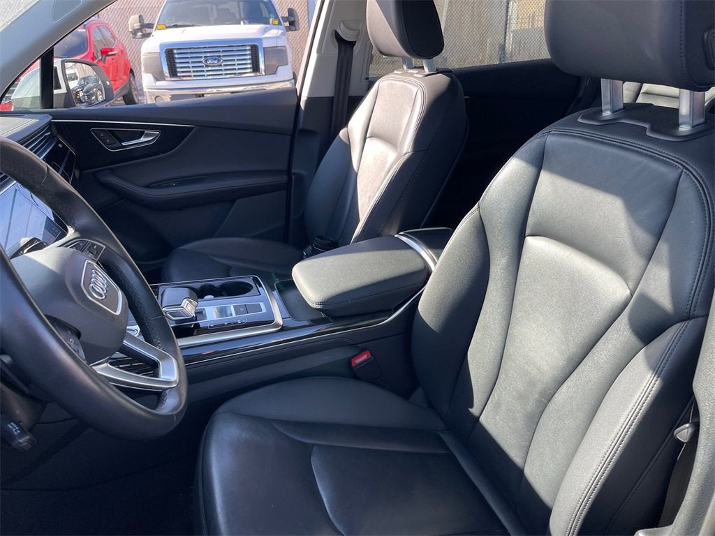 2023 Audi Q7 Premium Plus