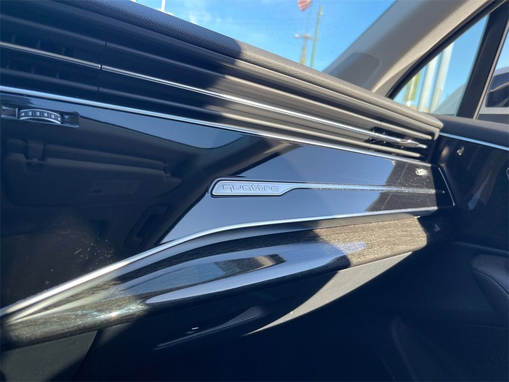 2023 Audi Q7 Premium Plus