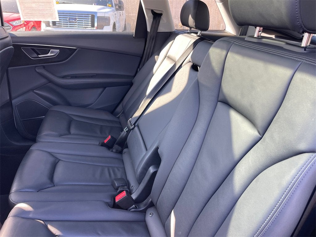 2023 Audi Q7 Premium Plus